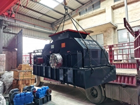 中型1000x700直连式对辊免费麻豆入口发往广东