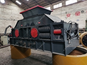 2PG1200x800型对辊免费麻豆入口发往湖北武汉