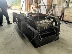2pgc600*750双齿辊免费麻豆入口发往湖南娄底破碎煤块