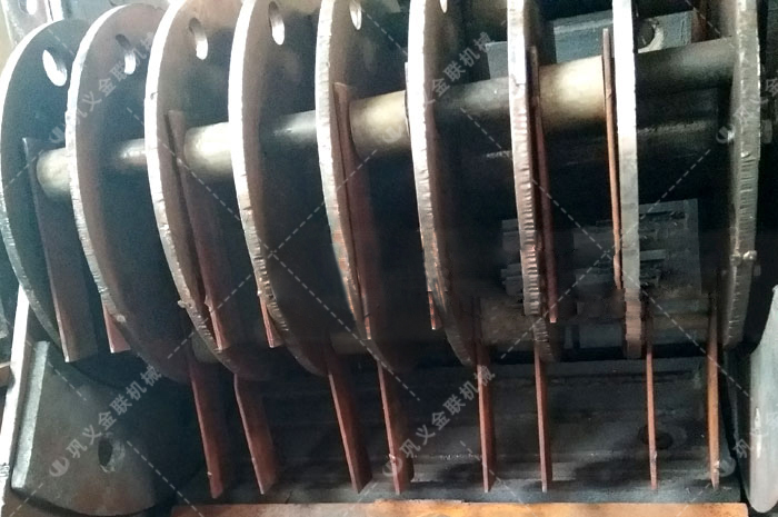 双级粉碎机-双级无筛底粉碎机-小型双级免费麻豆入口-工作原理-图片-视频及型号参数